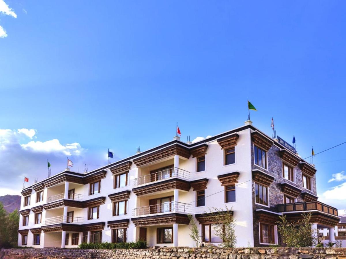 Hotel De Borgo Лех Екстериор снимка